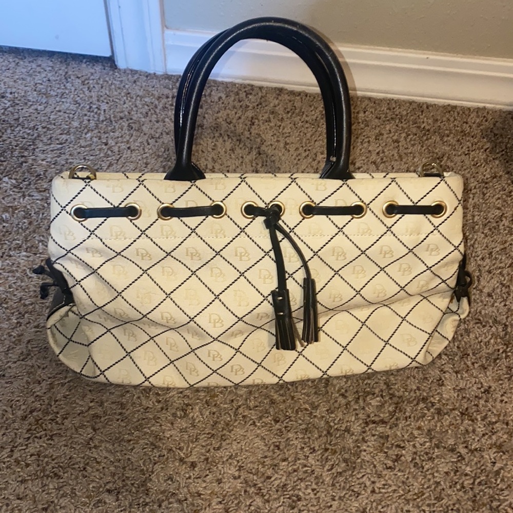 Dooney & Bourke Bag